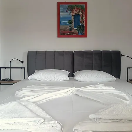 Daire Eliza And Pefkochori